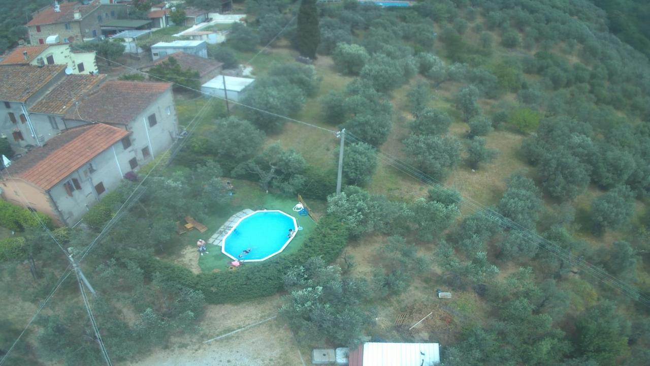 Апартаменты Il Borgo Dei Pini Винчи Экстерьер фото