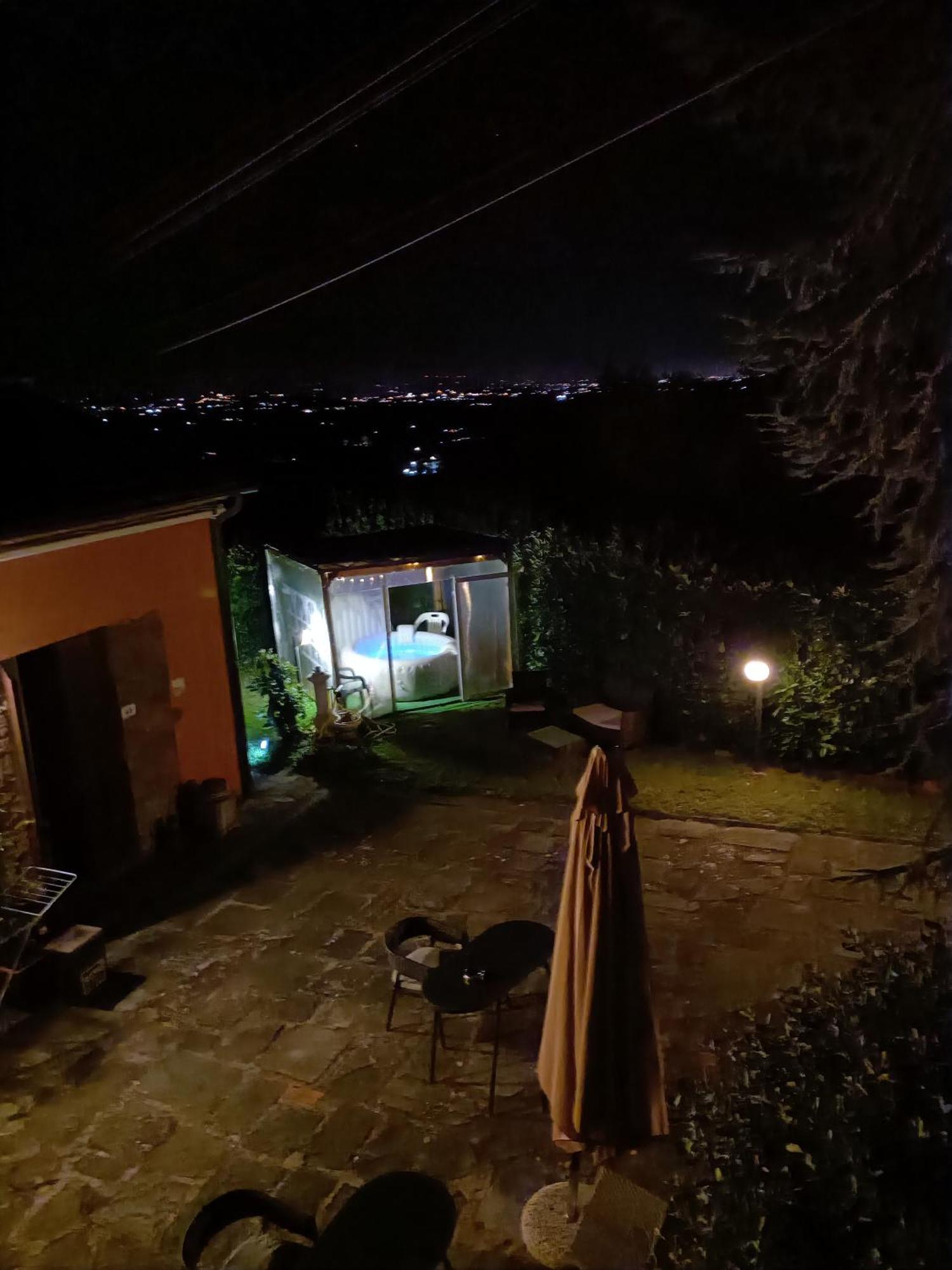 Апартаменты Il Borgo Dei Pini Винчи Экстерьер фото